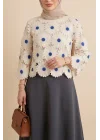 Kadın Ekru Saks Mavi Papatya Nakışlı Lazer Kesim Ajurlu Bohem Bluz