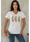 Kadın Beyaz V Yaka Üçlü Tüy Desenli ve Parıltı Detaylı Pamuklu Tişört