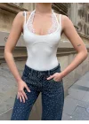 Kadın Beyaz Boyundan Bağlamalı Dantel Detaylı Sırt Dekolteli Esnek Bodysuit