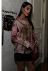 Batik Desenli Saten Gömlek 3445