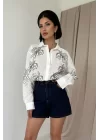 Beyaz Flamlı Keten Nakışlı Pullu Gömlek