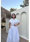 Beyaz Nakışlı İşlemeli Elbise