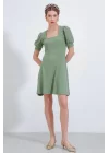 Çağla Yeşili Kare Yaka Örme Mini Elbise