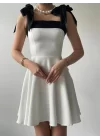 Cloche Omuzu Fiyonklu Elbise