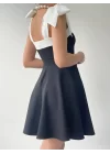 Cloche Omuzu Fiyonklu Elbise