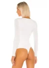 Kadın Beyaz Asimetrik Yaka Uzun Kollu Çift Katlı Tanga Kesim Sandy Bodysuit