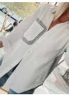 Kadın Beyaz Çizgili Panel Detaylı Pamuklu Oversize Gömlek Sırtı Dekolteli Bluz