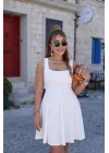 Kadın Kare Yaka Mini Elbise