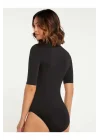 MetuCa Kadın Siyah Balıkçı Yaka Kısa Kollu Jarse Kumaş Vücudu Saran Tanga Kesim Bodysuit Zıbın