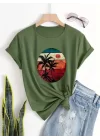 Kadın Kısa Kollu Palmiye Baskılı Viskon T-shirt