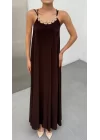 Kadın Omuz Askılı Kuş Gözü Zincir Detay Sandy Kumaş Maxi Boy Elbise