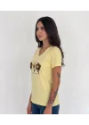 Kadın Sarı V Yaka %100 Pamuklu Boncuk Nakış İşlemeli T-Shirt Çiçekli