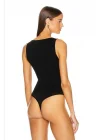 Kadın Siyah V Yaka Kolsuz Çift Katlı Tanga Kesim Sandy Kumaş Bodysuit