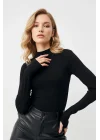 Kadın Siyah Balıkçı Yaka Parmak Geçmeli Pamuklu Body Bluz