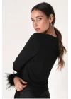 Kadın Siyah U Yaka Uzun Kollu Kol Ucu Tüy Detaylı Çift Katlı Sandy Bluz