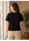 Kadın Siyah V Yaka %100 Pamuklu Boncuk Nakış İşlemeli T-Shirt Çiçekli