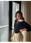 Kadın Tek Omuzu Açık Kısa Kollu Salaş Viskon Bluz