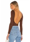 MetuCa Kadın Kahverengi Kayık Yaka Sırt Dekolteli Uzun Kollu Tanga Kesim Bodysuit Zıbın