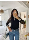 Kadın Uzun Kollu Göğüs Pencere Detay Yaka Boğazlı Kolları Tüllü Sandy Bluz