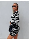 Kadın Uzun Kollu Siyah Beyaz Zebra Desen Triko Elbise