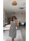 Kadın V Yaka Sıfır Kol Diz üstü çizgi Desenli Elbise