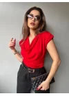 Kadın V Yaka Vatka Detay Kolsuz Dökümlü Bluz