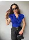Kadın V Yaka Vatka Detay Kolsuz Dökümlü Bluz
