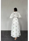 Kahverengi Yakası Çiçek Motifli Kemerli Elbise