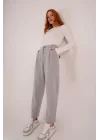 Kapama Cep Detaylı Gri Pantolon