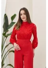 Kırmızı Üstü Dantel Tulum
