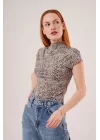 Leopar Desen Kısa Kollu Basic T-Shirt