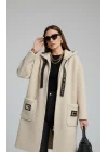 MetuCa Kadın Krem Kapüşonlu Fermuarlı Cepli Oversize Buklet Kaban Mont Hırka