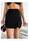 Kadın Siyah Yüksek Bel Yandan Yırtmaçlı İnterlook Kumaş Mini Şort Etek