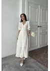 Beyaz Arka Ve Bel Ucu Gipeli Elbise