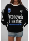 Şerit Detay Baskılı Oversize Sweatshirt