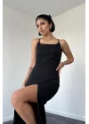 Kırmızı Sırt Dekolteli Elbise
