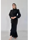 Siyah Volanlı Uzun Kol Elbise