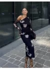 Tek Omuz Asimetrik Desenli Uzun Şifon Elbise - Siyah
