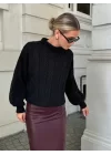 Uzun Kollu Yarı Balıkçı Yaka Triko Bluz