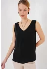 V Yaka Sıfır Kol Bluz 950 - Siyah