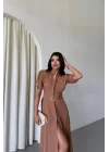 YAKA DÜĞME DETAYLI ELBİSE - Kahverengi