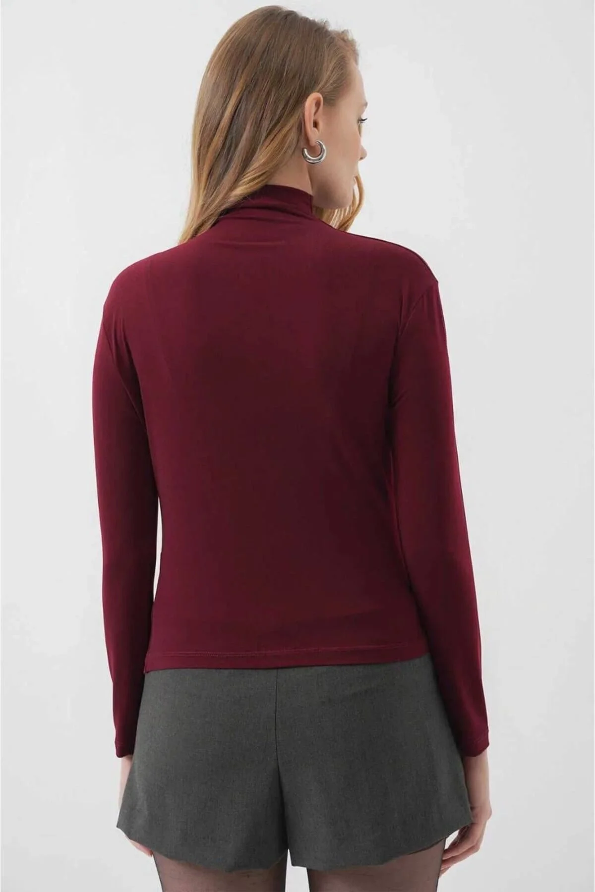 Kadın Yarım Balıkçı Yaka Omuzdan Drapeli Uzun Kollu Vücudu Saran Bluz - Bordo