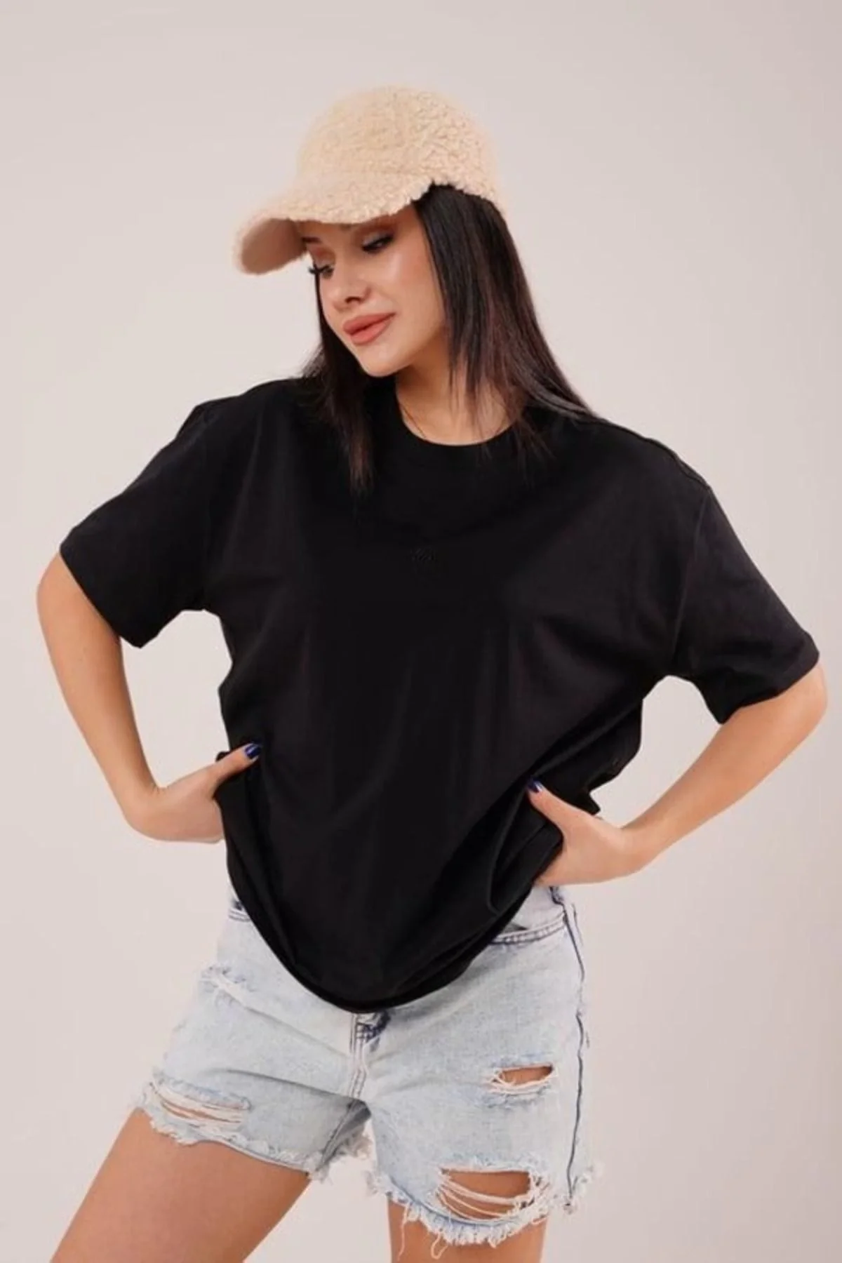 Basic Oversize T-Shirt %100 Organik Pamuklu Fit Yuvarlak Yakalı