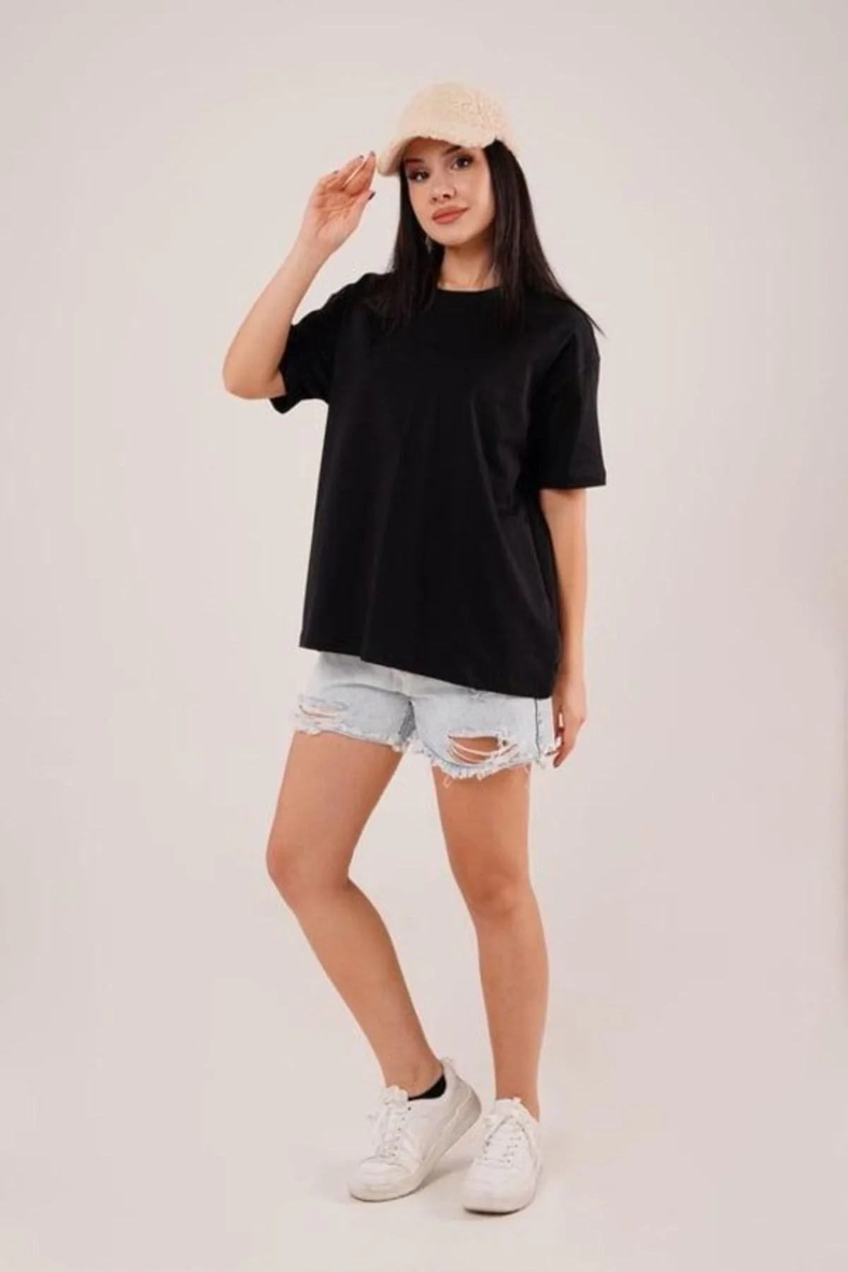Basic Oversize T-Shirt %100 Organik Pamuklu Fit Yuvarlak Yakalı