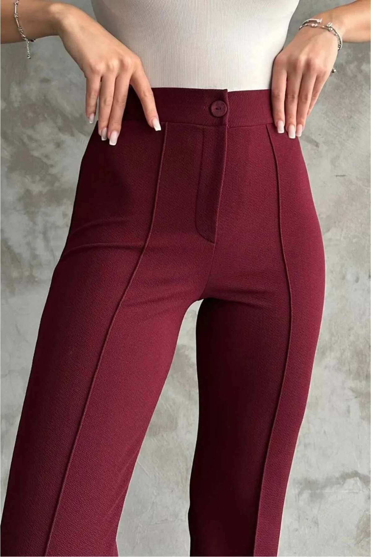 Kadın Yüksek Bel Önü Dikişli İspanyol Paça Vücudu Saran Krep Kumaş Pantolon - Bordo