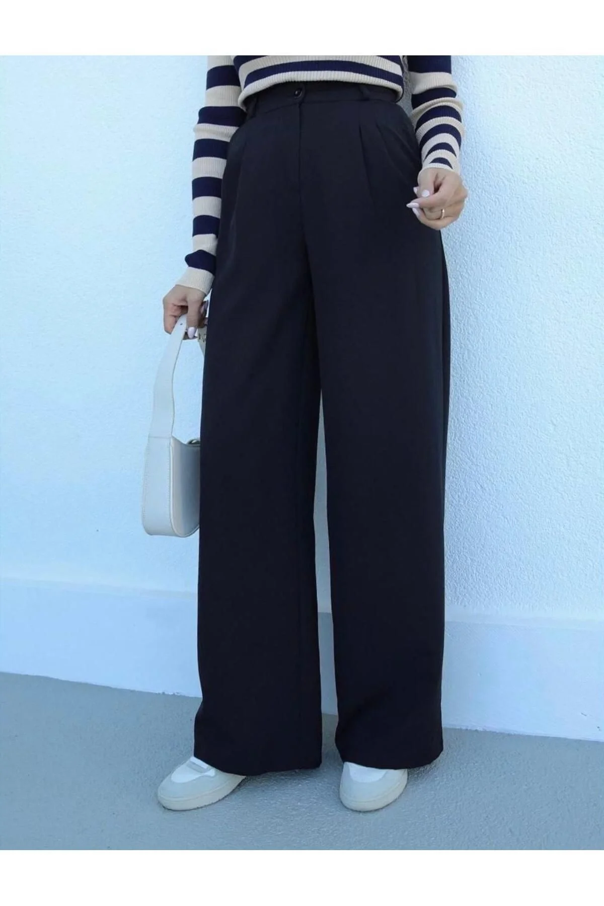 Kadın Yüksek Bel Pileli Bol Paça Palazzo Model Kumaş Pantolon - Siyah