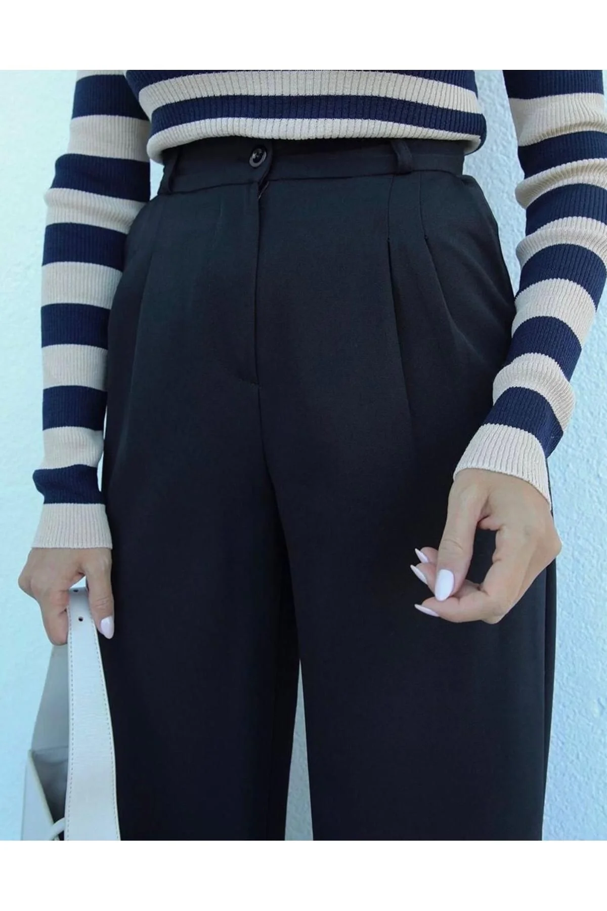 Kadın Yüksek Bel Pileli Bol Paça Palazzo Model Kumaş Pantolon - Siyah