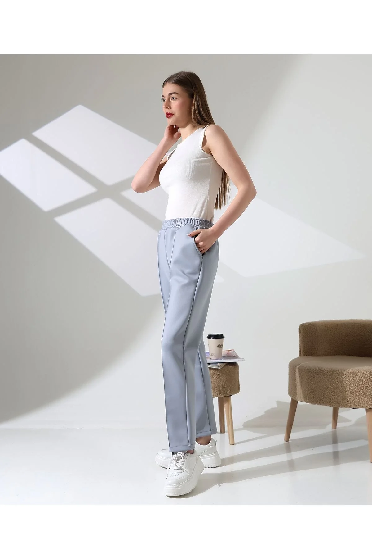 Kadın Yüksek Bel Lastikli Düz Renk Cepli Çizgili Bilek Boy Scuba Kumaş Jogger Pantolon