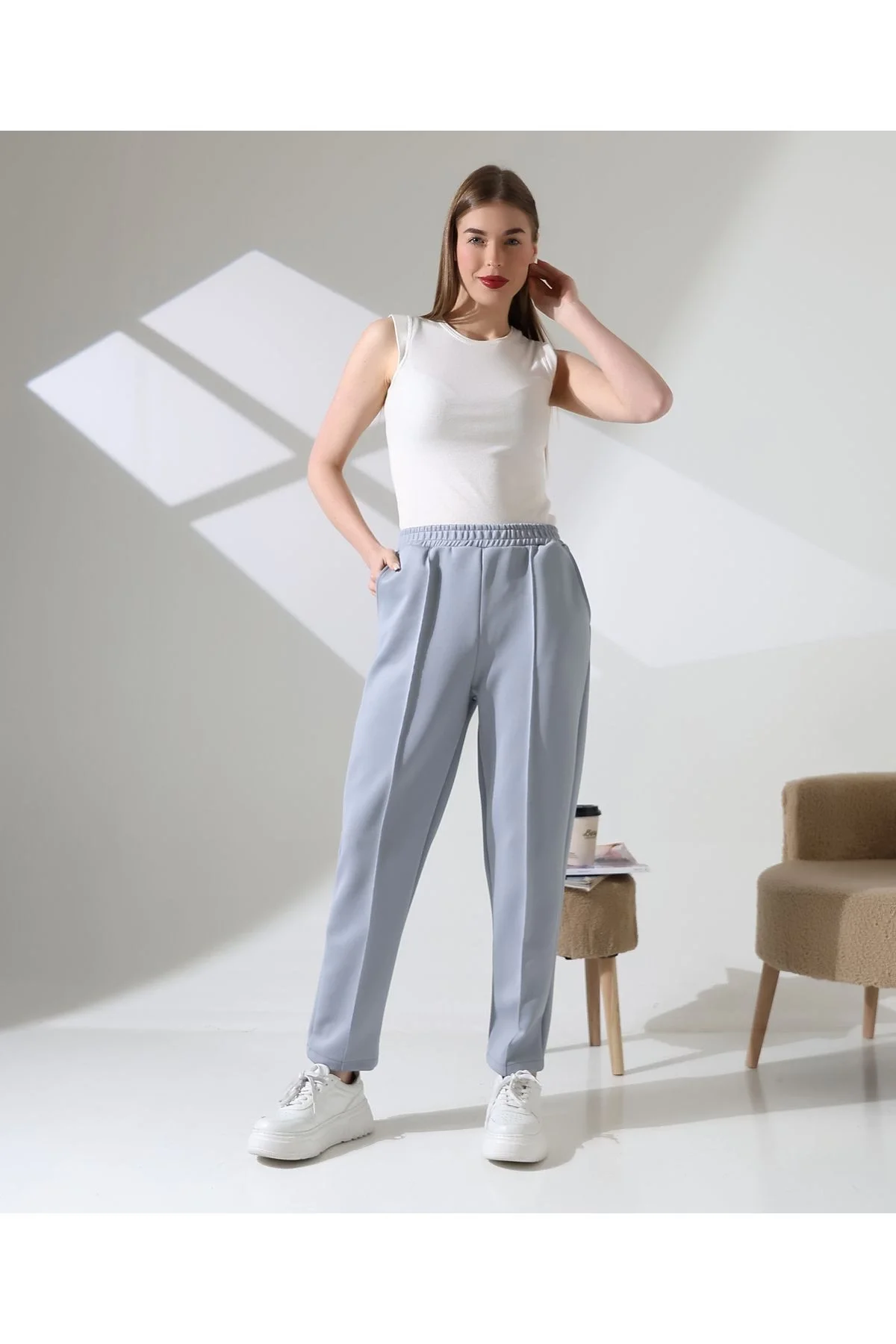 Kadın Yüksek Bel Lastikli Düz Renk Cepli Çizgili Bilek Boy Scuba Kumaş Jogger Pantolon