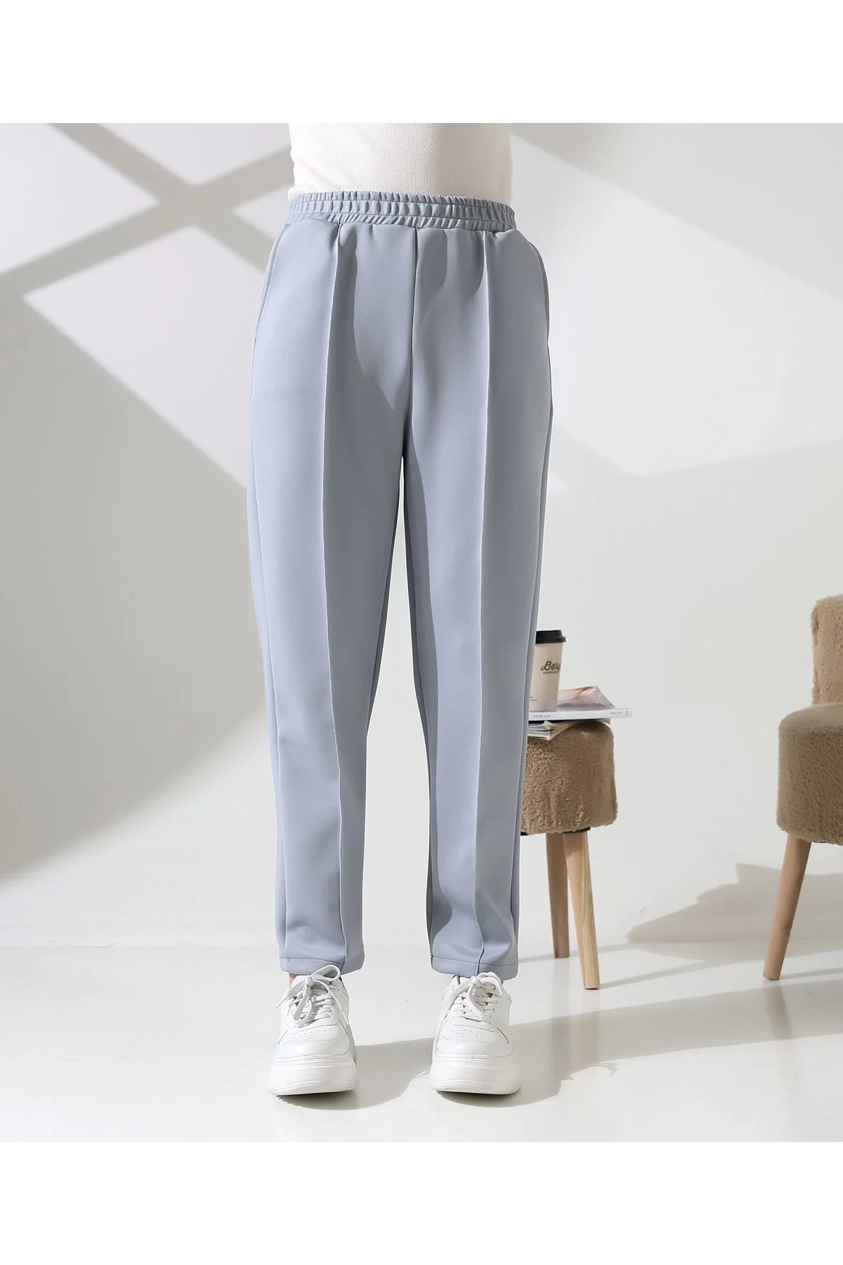 Kadın Yüksek Bel Lastikli Düz Renk Cepli Çizgili Bilek Boy Scuba Kumaş Jogger Pantolon